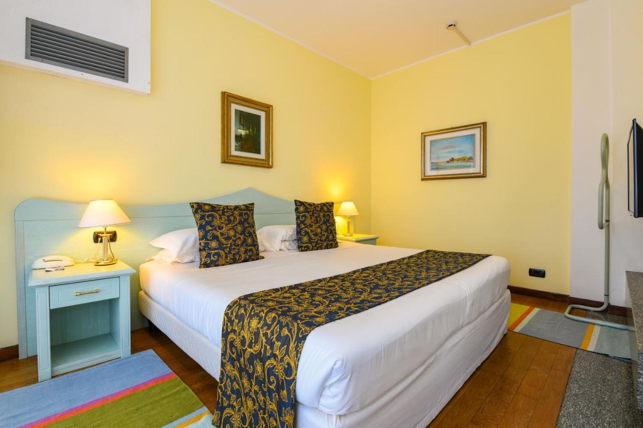 Lido International Hotel