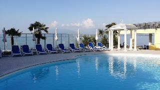 Lido International 4*