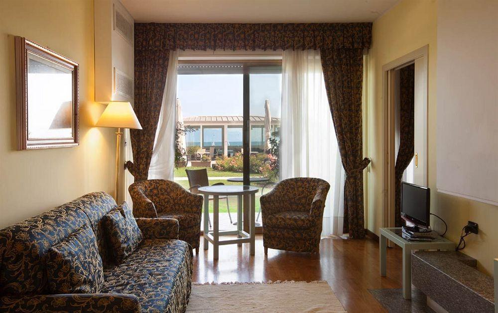 Lido International Hotel